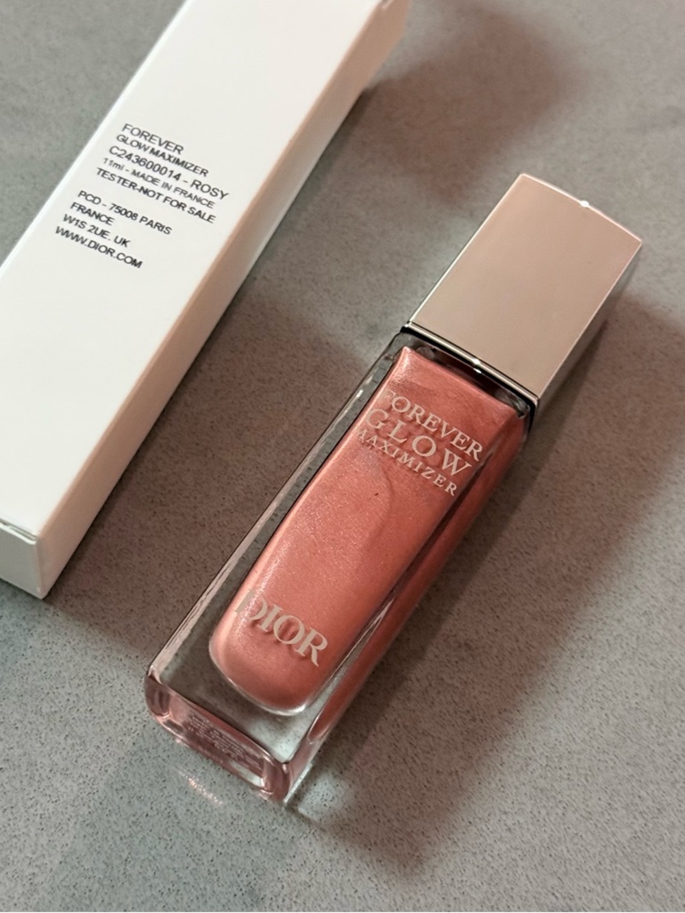 14 Rosy Dior Forever Glow Maximizer
